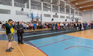 Zdjęice przedstawia uroczystą inaugurację roku szkolnego 2022/23 w SMS Zakopane