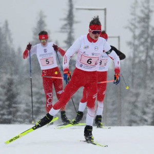 Zdjęcie zawodnika SMS Zakopane podczas XXXII OOM w biathlonie  w Kościelisku